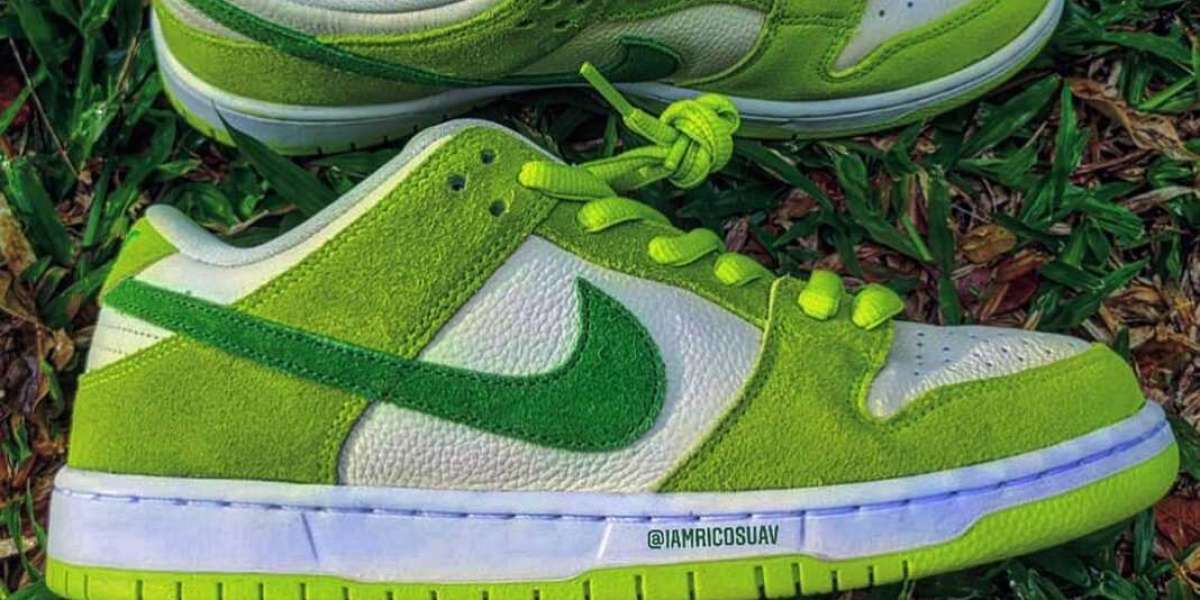 New 2022 Nike SB Dunk Low “Green Apple” Skateboard Shoes