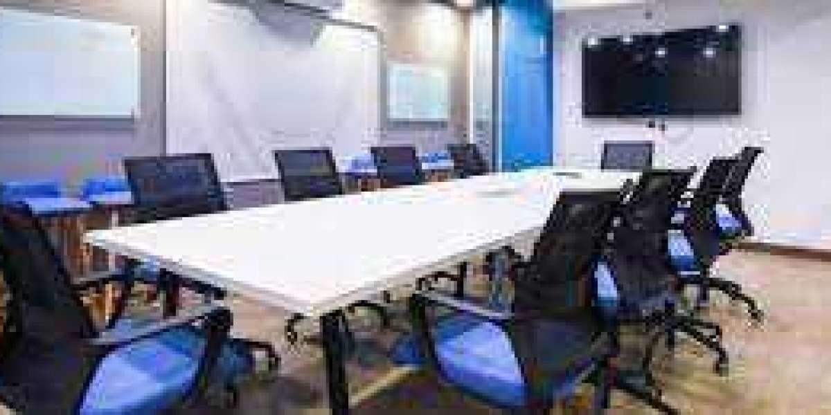 Coworking Spaces for Business Travelers