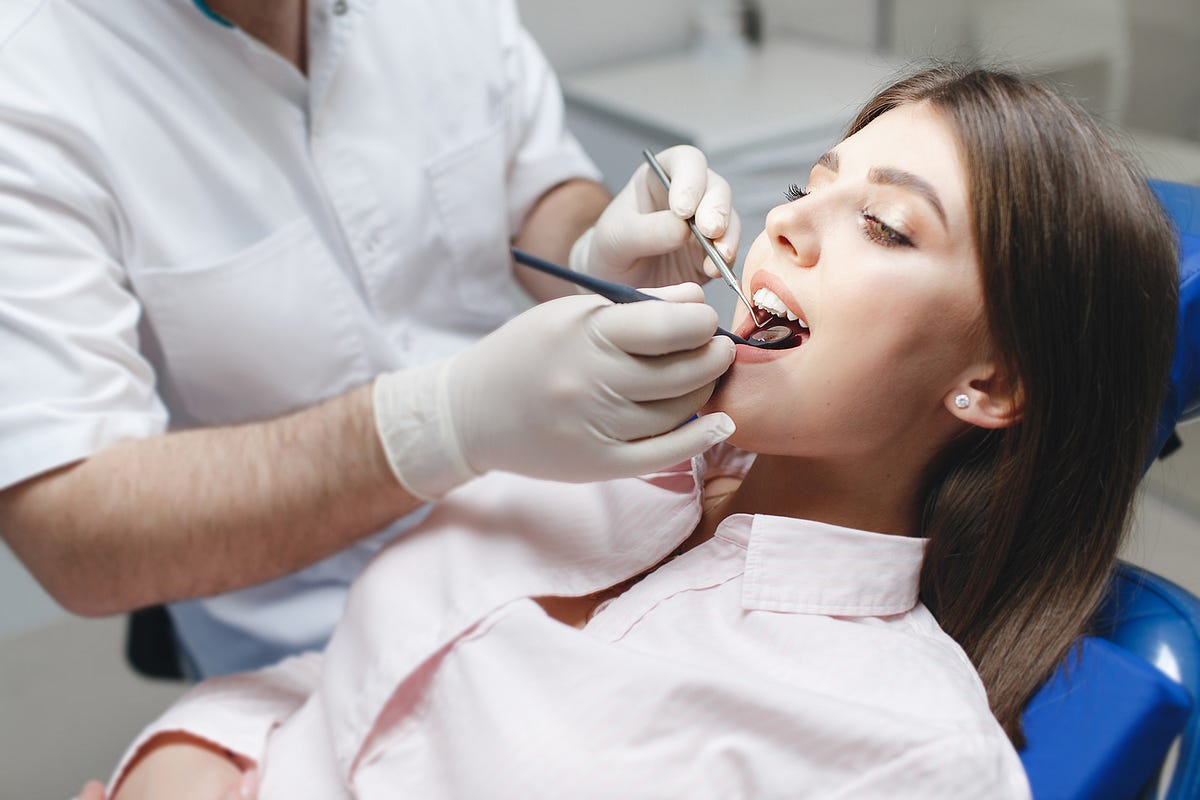 What Urges To Find Trustworthy An Emergency Dentist? | by Holistic Dental Donvale | Mar, 2024 | Medium