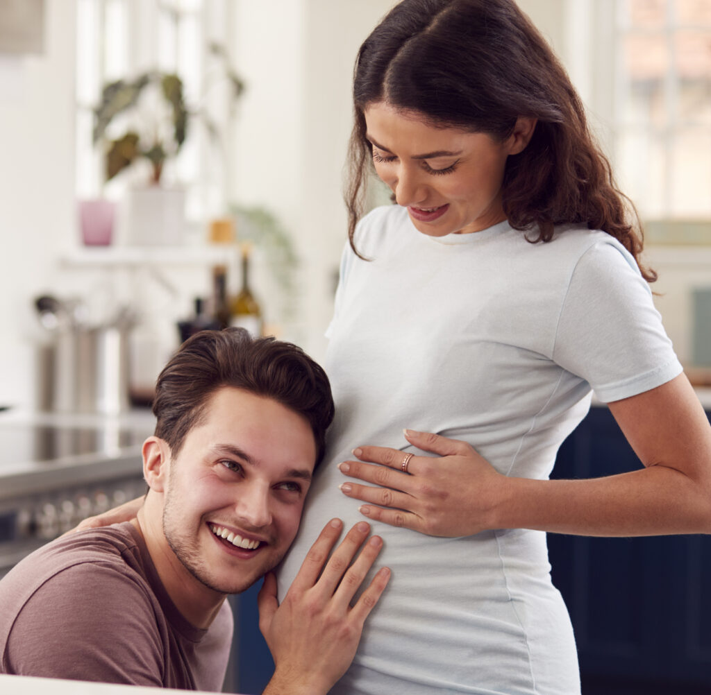 Surrogate Mothers Online: Fulfilling Family Dreams with Just a Click