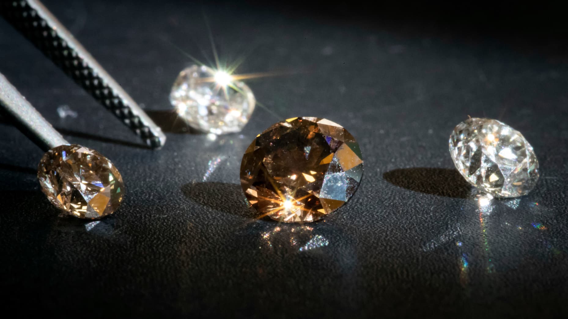 Why Natural Diamonds Might Be Considered a Better Investment