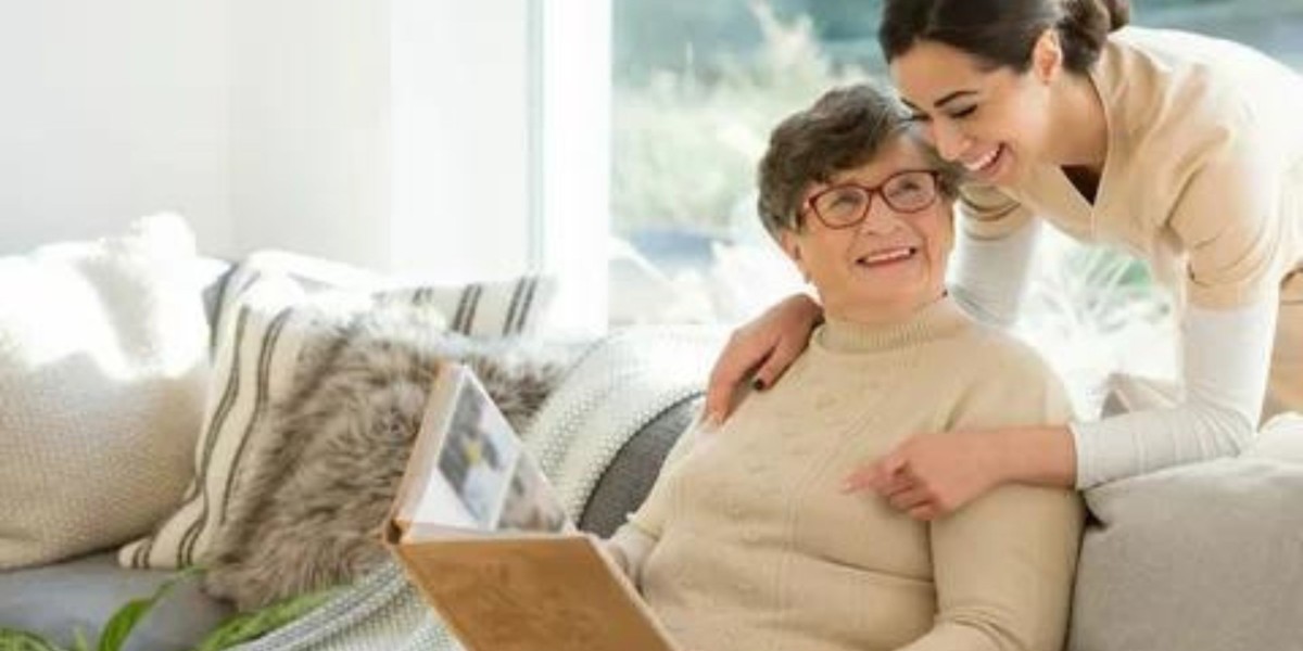 7 Questions to Ask When Choosing a Memory Care Home for Your Loved One