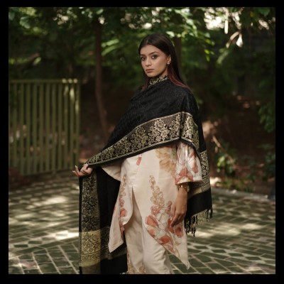 Elegant Handwoven Pashmina Yashoma Shawl for Women Profile Picture