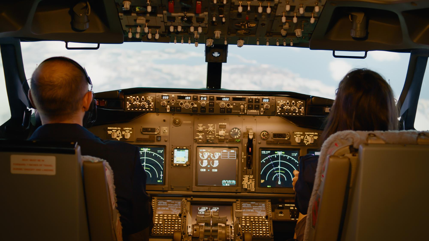 How To Handle In-Flight Emergencies: Essential Pilot Tips