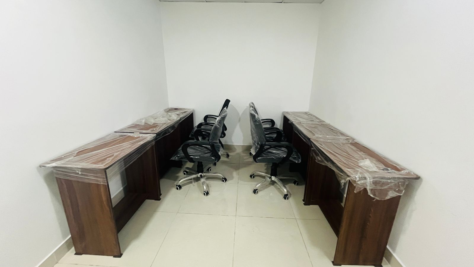 Commercial Office Space for Rent in Dhakoli, Zirakpur | Rent: 9000 - Nirwana Estate