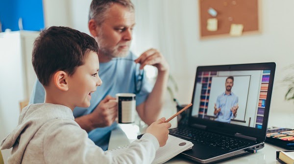 Bridging the Distance: Why Online Tutoring Canada is Revolutionizing Education
