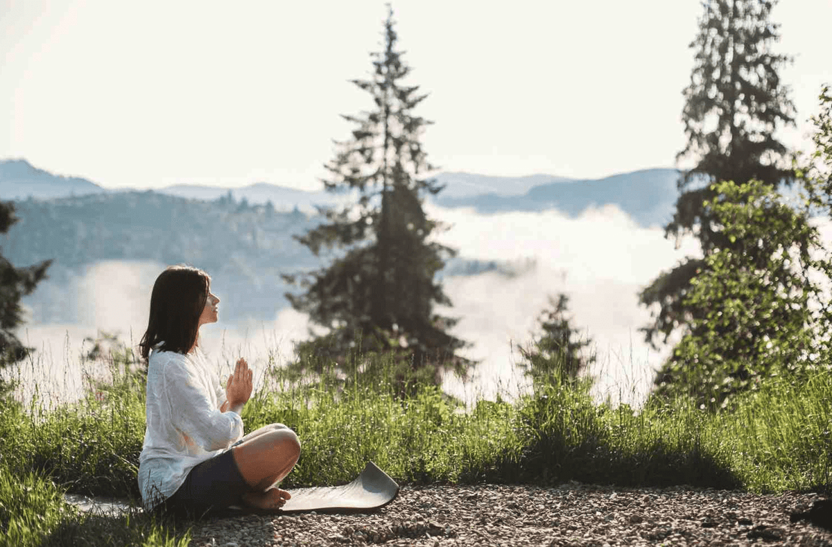 Spring Meditations Using Essential Oils: A Fresh Start                                        – Cliganic