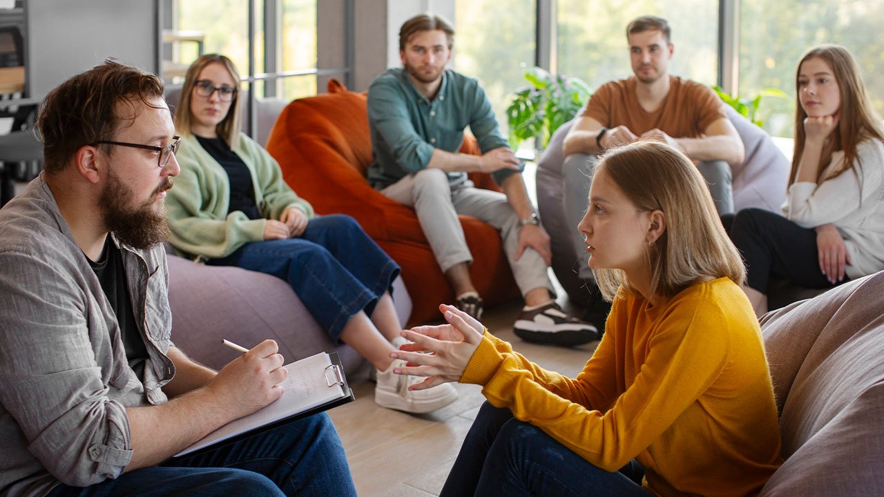 Types of Group Therapy & It's Benefits By Psychiatrist in Gurgaon