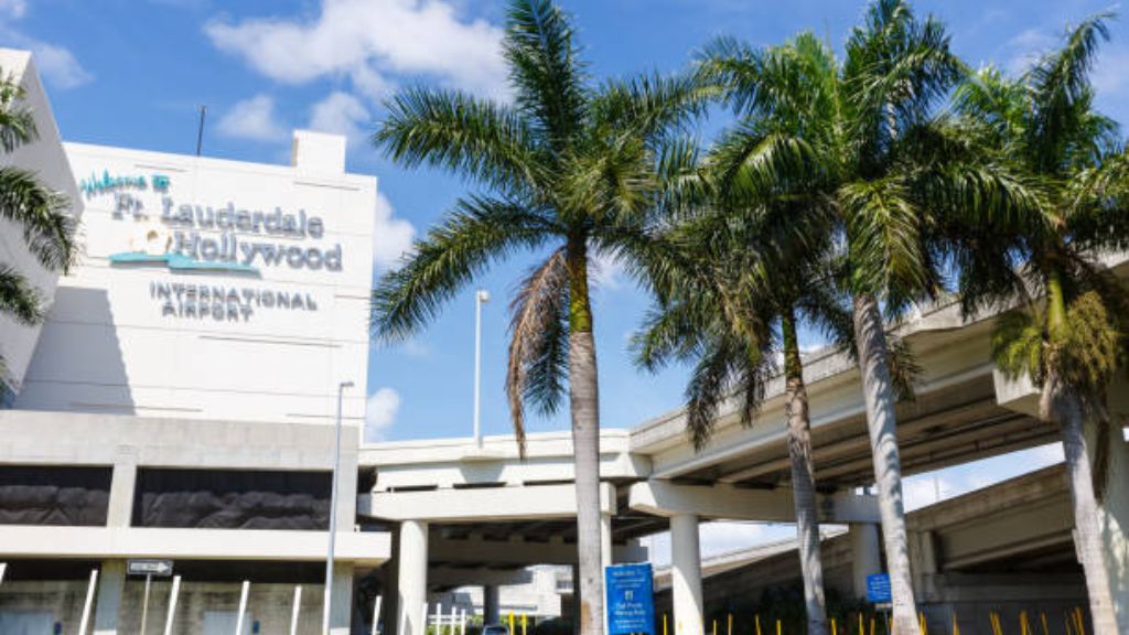 Spirit Airlines Fort Lauderdale Hollywood International Airport - FLL Terminal