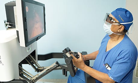 Transforming Healthcare: The Rise of Robotic Surgery Treatment in Delhi | by Dr Vikas Kidney Care | May, 2025 | Medium