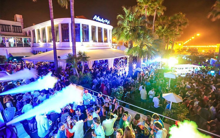 Please Visit Us:- https://valencia-nightlife.com/akuarela-playa-valencia/