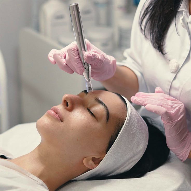 Discover Radiant Skin with Skintillate Clinic Centre – Your Trusted Skin Specialist in Rajouri Garden - Easyfie
