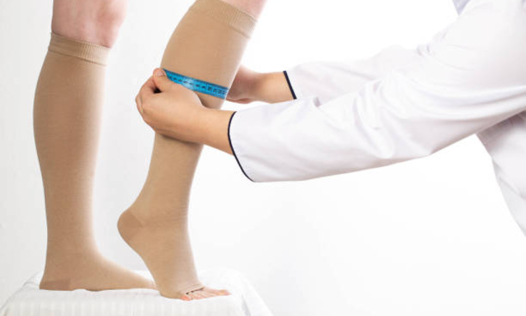 What to Know Before Using Compression Socks for Leg Swelling?