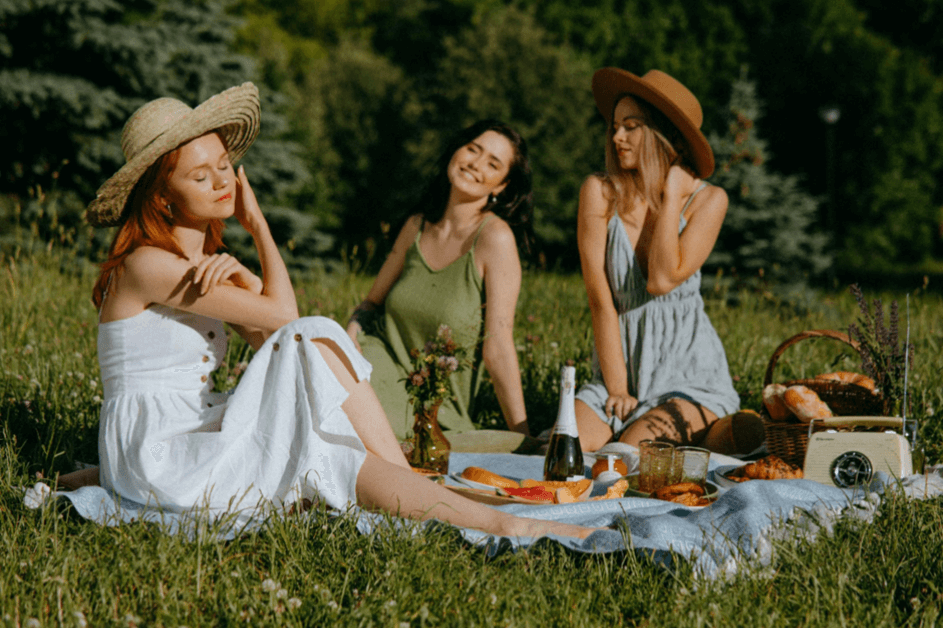 The Top Summer Fashion Trends To Watch In 2025 - Hartwell