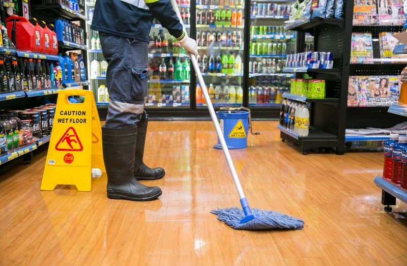 How Retail Store Cleaning Services Improve Shopper Experience Instantly? | Zupyak