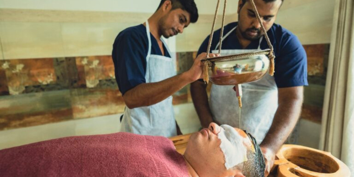 Discover Holistic Healing with Expert Ayurveda Doctors In Delhi at Aastha Ayurveda