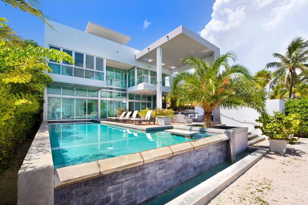 How Can Vacation Home Rental Management in Miami Maximize Your Property’s Potential? - FORTUNE BUSINESS NEWS