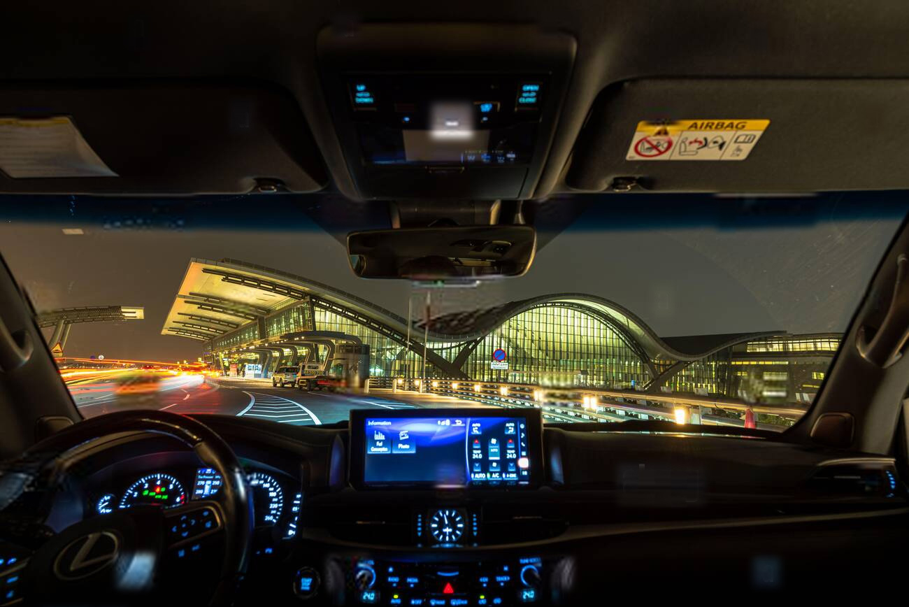 Reliable Airport Shuttle Service in Qatar | QatarChauffeurs