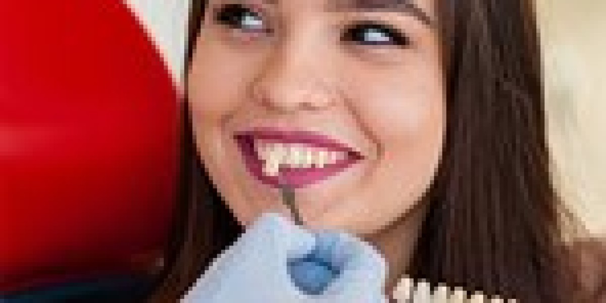 Do Porcelain Veneers Melbourne Close Gaps and Crooked Teeth?